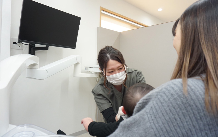 女性医師がマタニティ歯科診療や小児歯科に対応